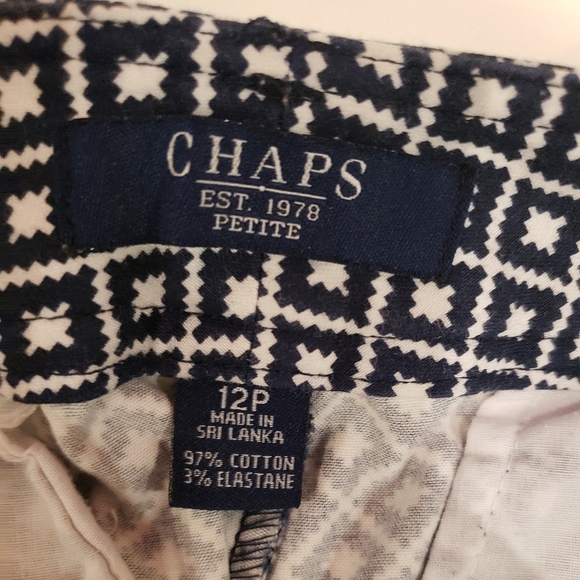 Chaps shorts in blue and white - Picture 2 of 3